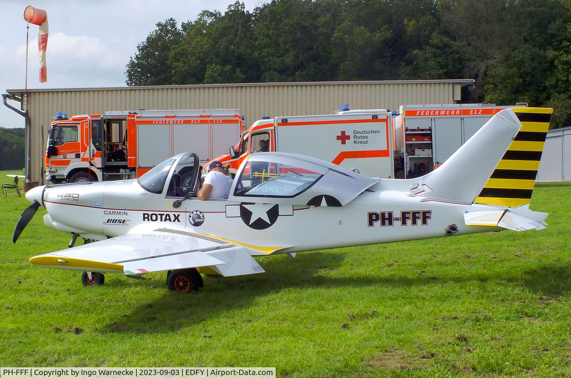 PH-FFF, Alpi Aviation Pioneer 300 C/N 422, Alpi Aviation Pioneer 300 at the Fly-in und Flugplatzfest (airfield display) at Elz Airfield