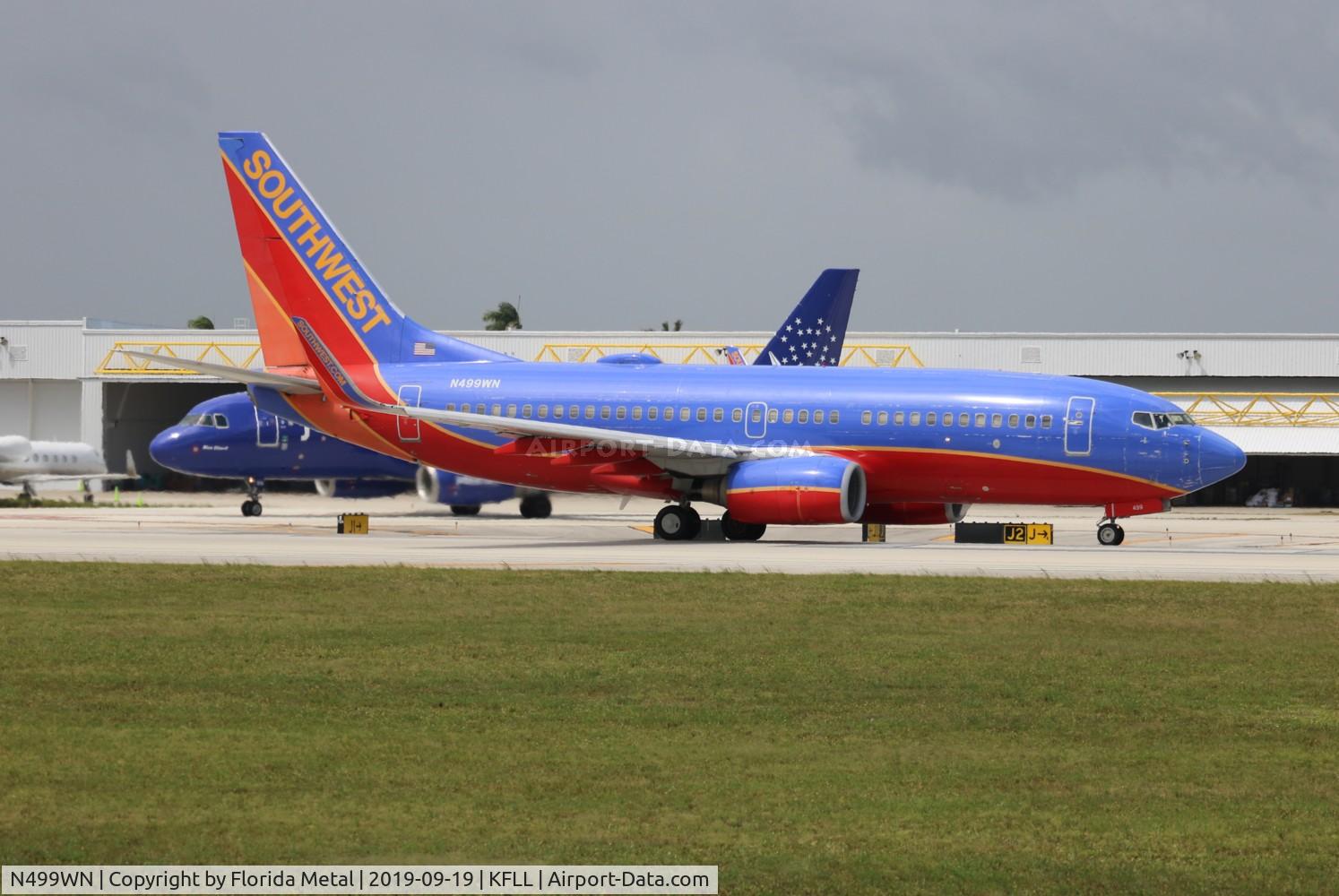 N499WN, 2005 Boeing 737-7H4 C/N 32481, SWA 737 oc zx FLL-NAS