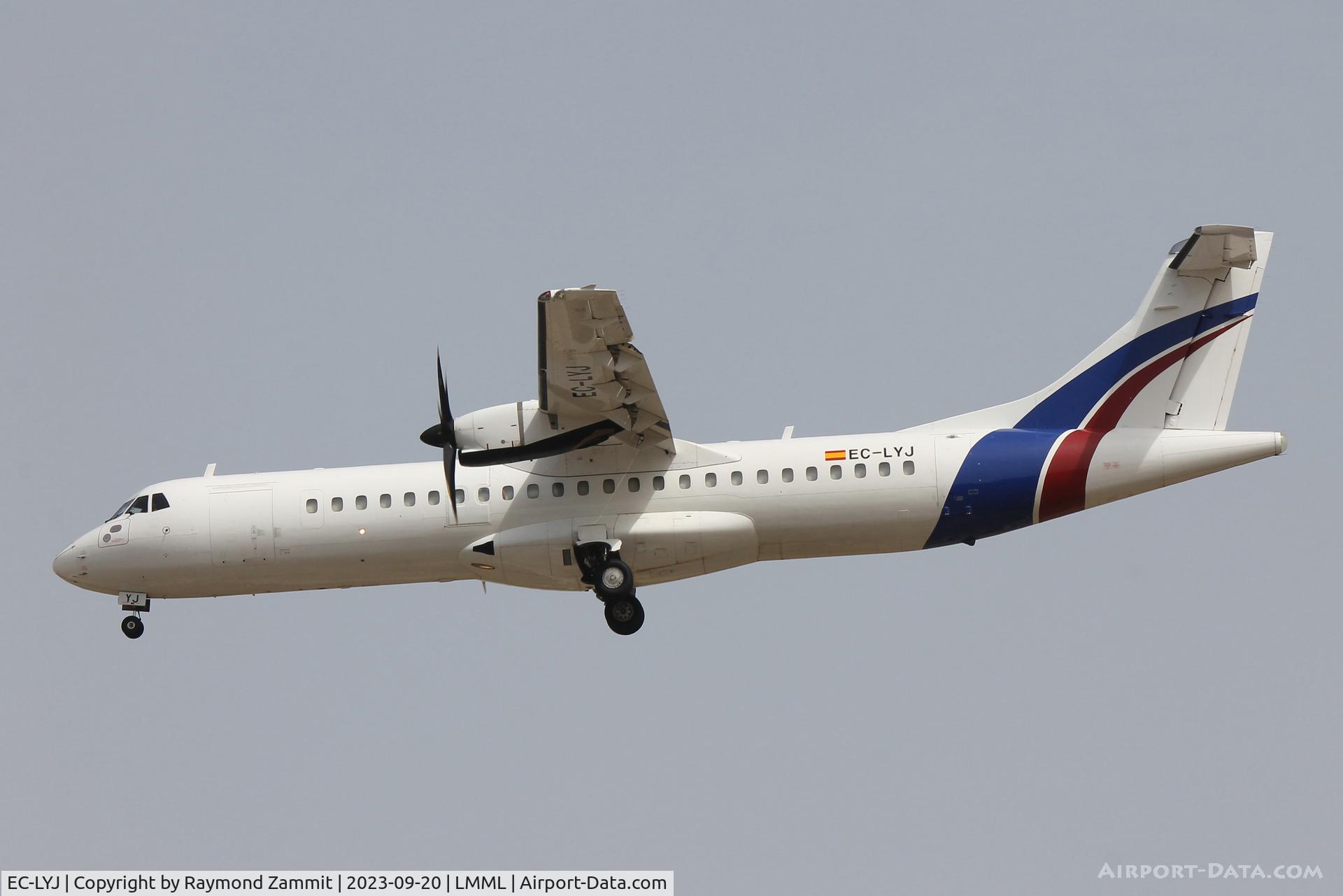 EC-LYJ, 1995 ATR 72-212A C/N 468, ATR-72 EC-LYJ Swift Air