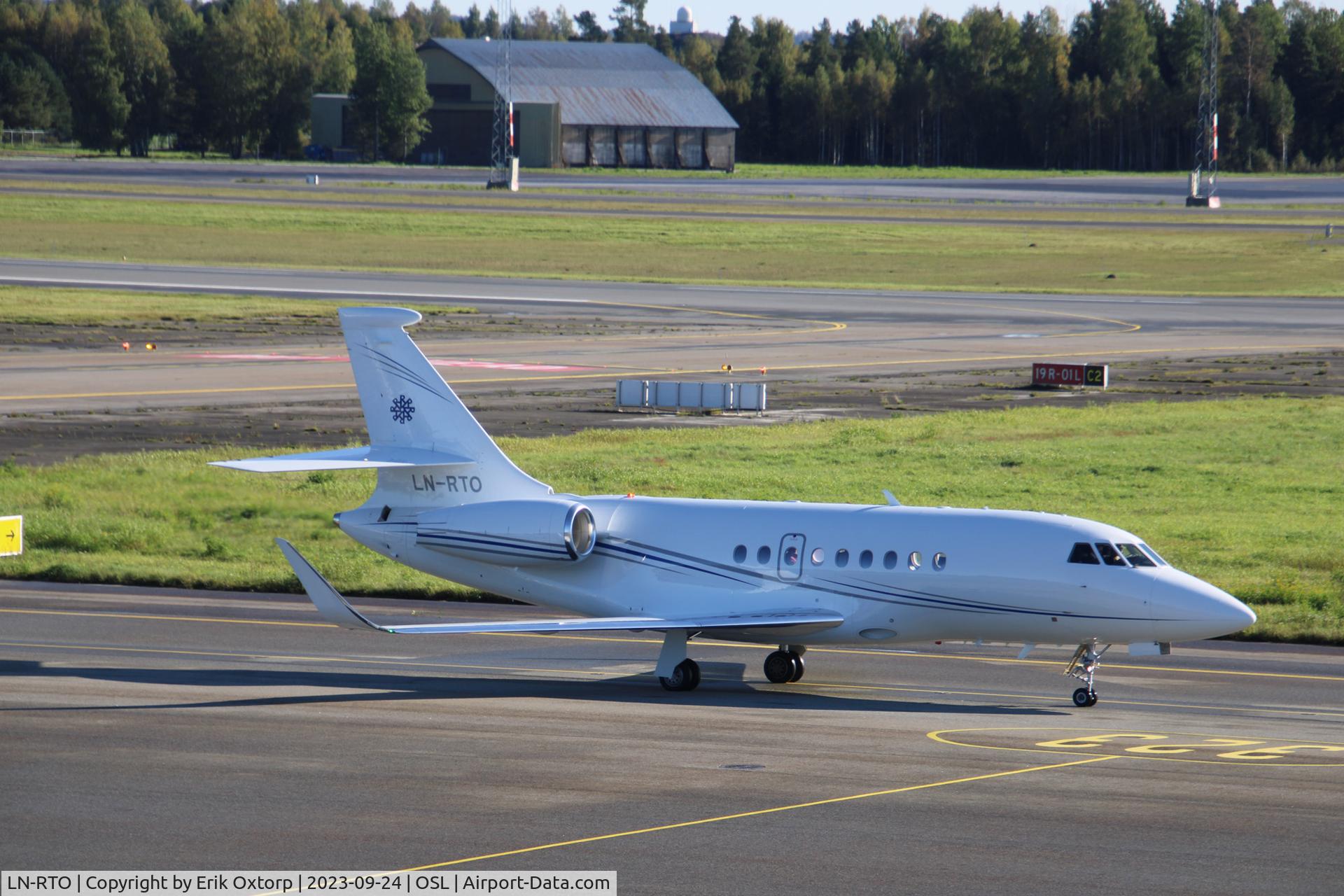 LN-RTO, 2017 Dassault Falcon 2000LX C/N 334, LN-RTO in OSL