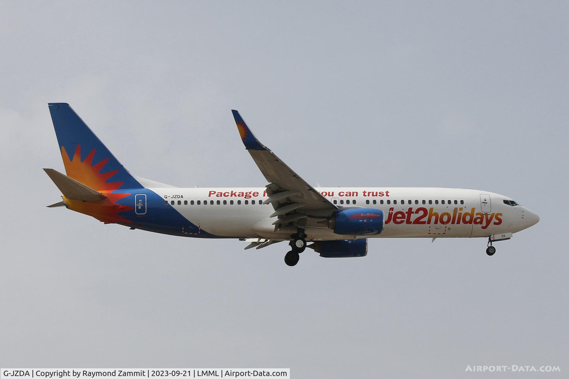 G-JZDA, 2012 Boeing 737-82R C/N 40014, B737-800 G-JZDA Jet2Com