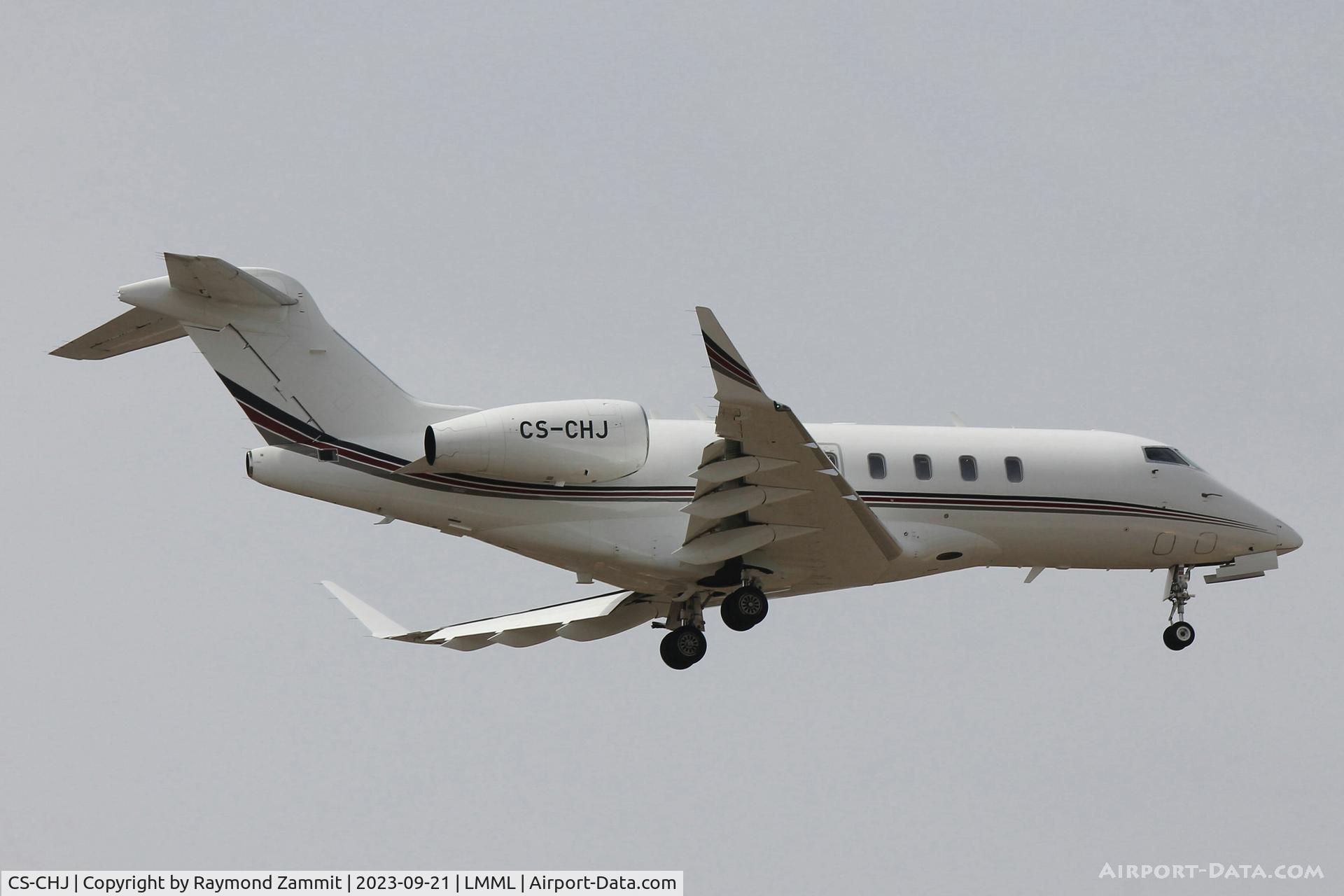CS-CHJ, 2019 Bombardier Challenger 350 (BD-100-1A10) C/N 20832, Bombardier Challenger 350 CS-CHJ Netjets