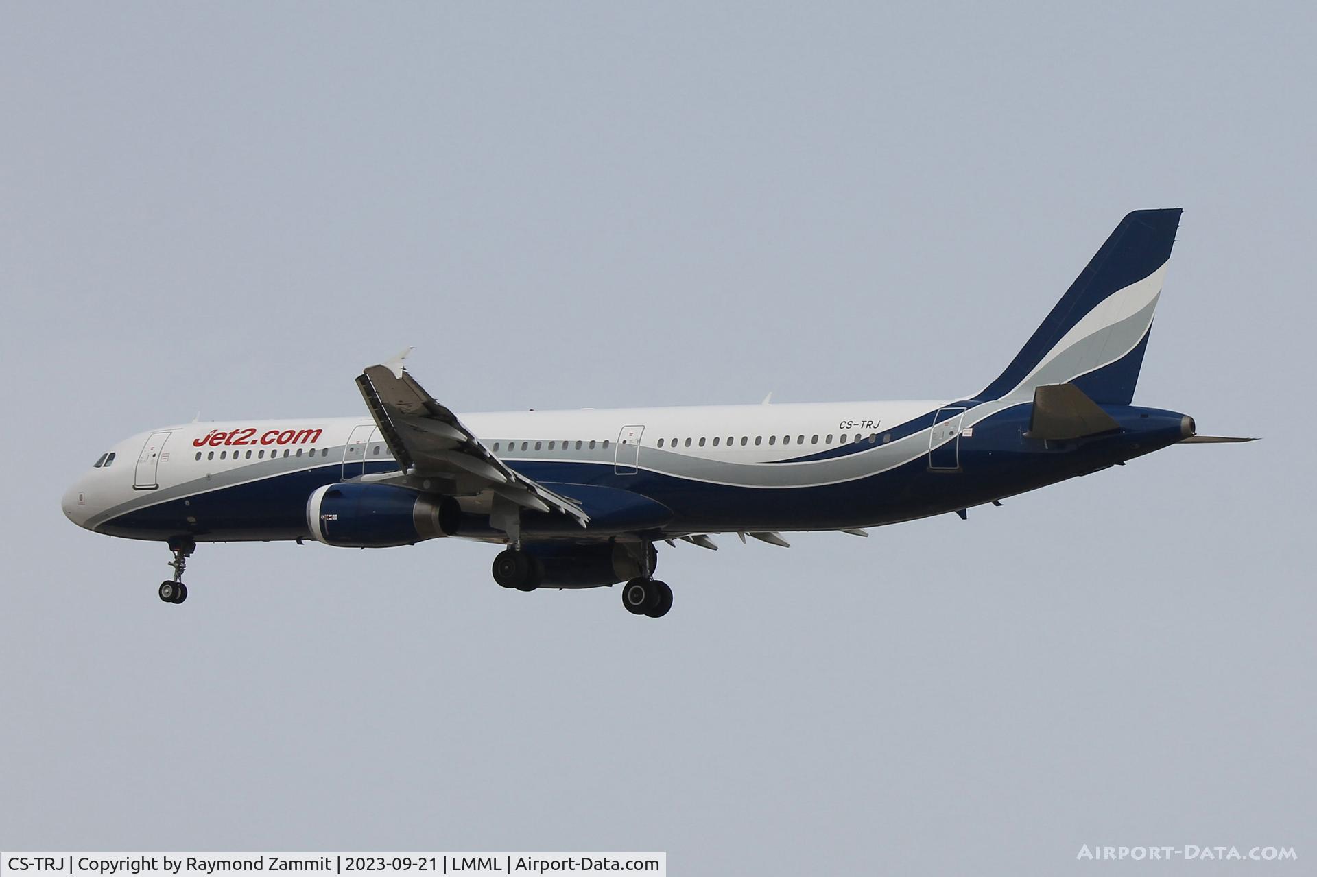 CS-TRJ, 1999 Airbus A321-231 C/N 1004, A321 CS-TRJ Jet2Com