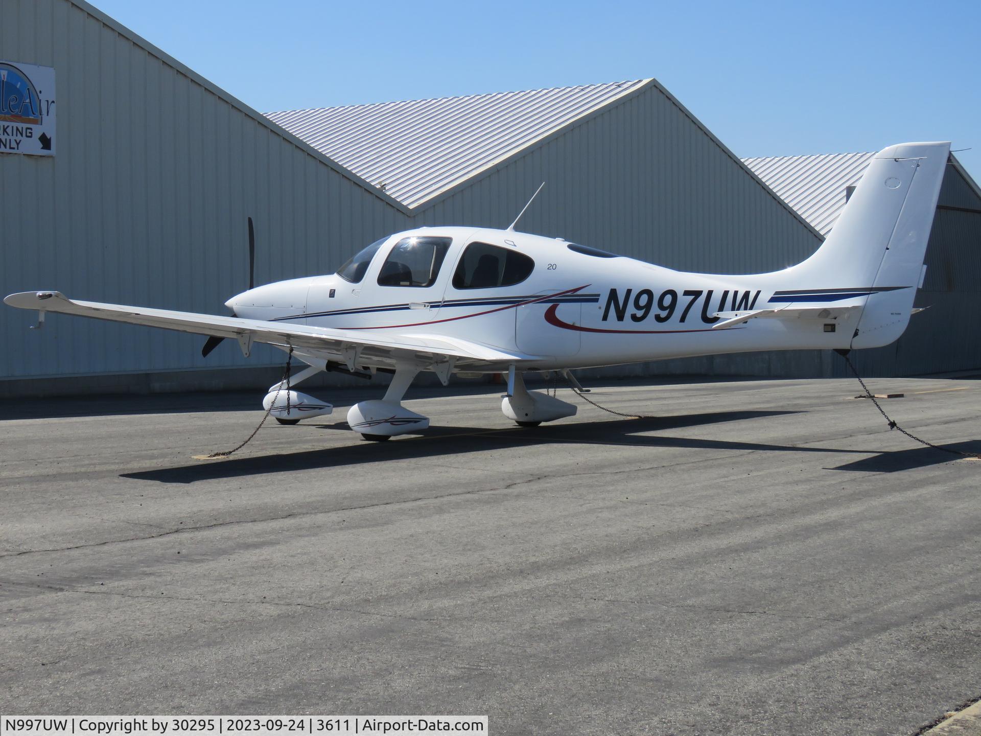 N997UW, 2016 Cirrus SR20 C/N 2327, Ready to go