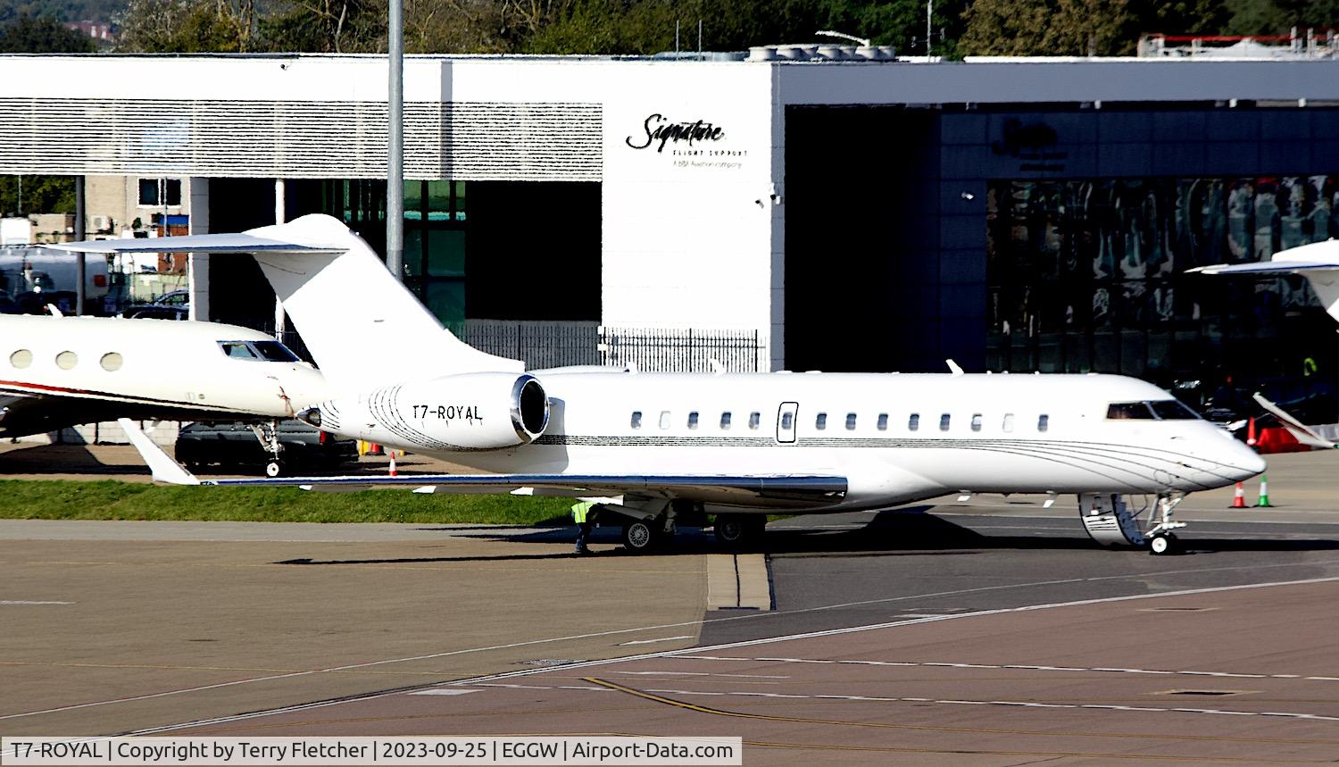 T7-ROYAL, 2009 Bombardier BD-700-1A11 Global 5000 C/N 9370, At Luton Airport