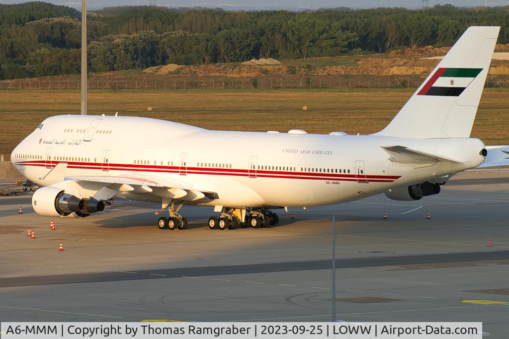 A6-MMM, 1998 Boeing 747-422 C/N 26906, United Arab Emirates - Dubai Air Wing Boeing 747-422
