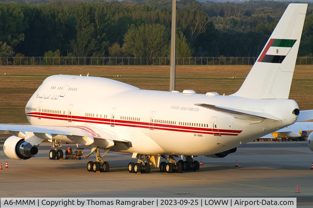A6-MMM, 1998 Boeing 747-422 C/N 26906, United Arab Emirates - Dubai Air Wing Boeing 747-422