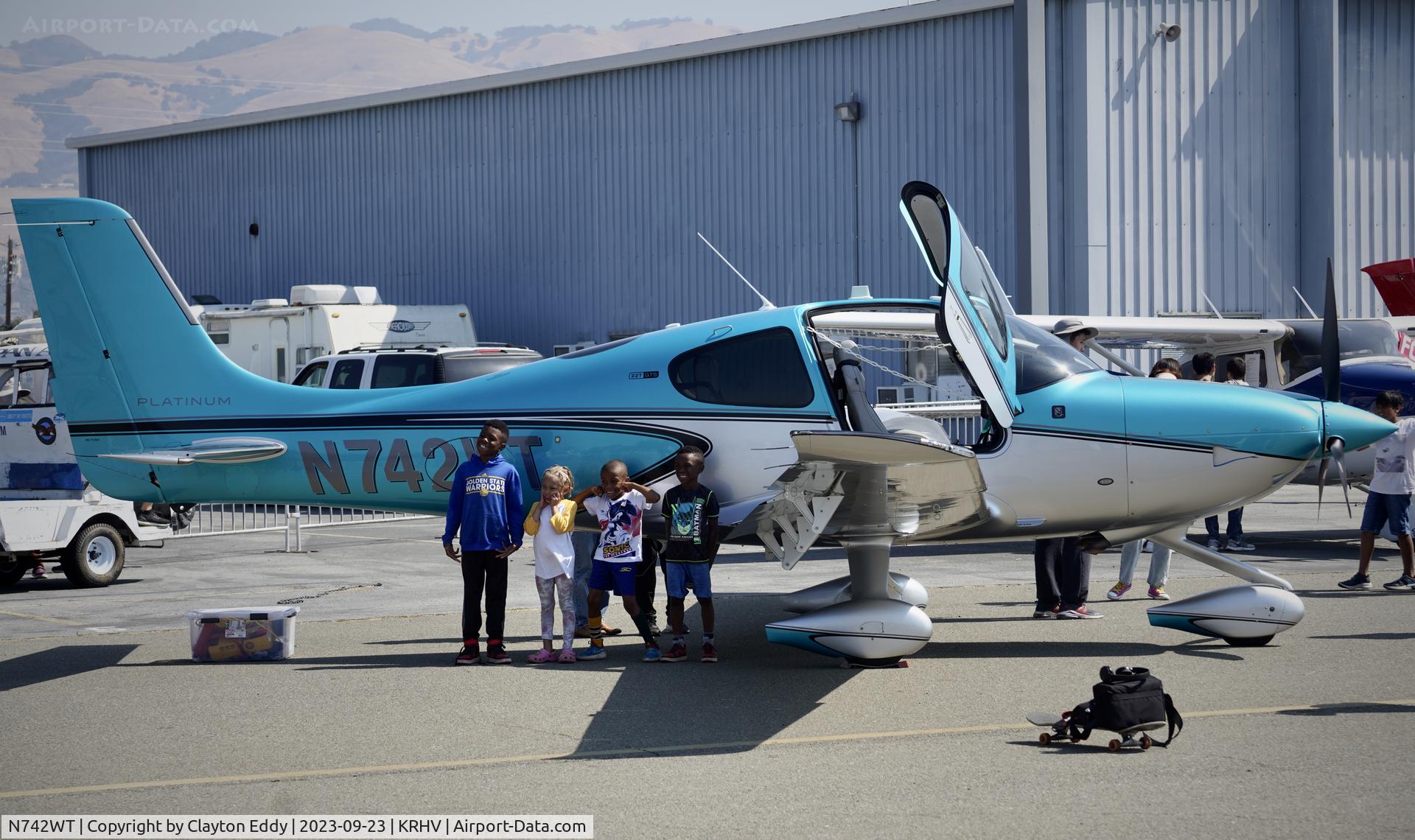 N742WT, 2023 Cirrus Design Corp. SR22T C/N 9283, Reid-Hillview Airport Community Day California 2023.