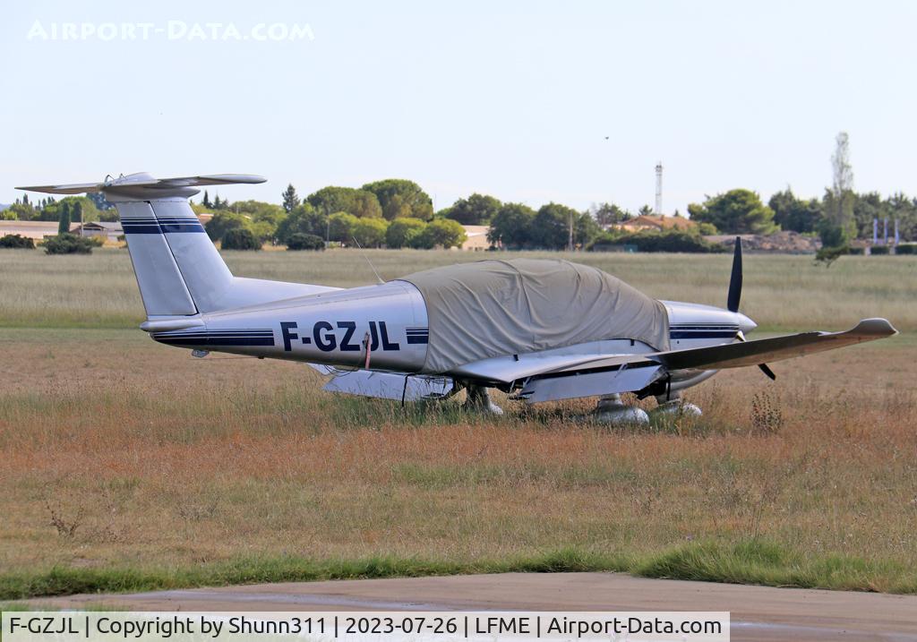 F-GZJL, 1986 Robin R-3000-180 C/N 107, Parked...