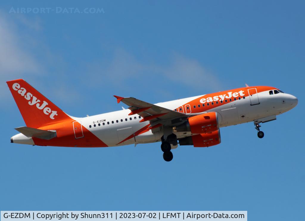 G-EZDM, 2008 Airbus A319-111 C/N 3571, Climbing... new c/s...