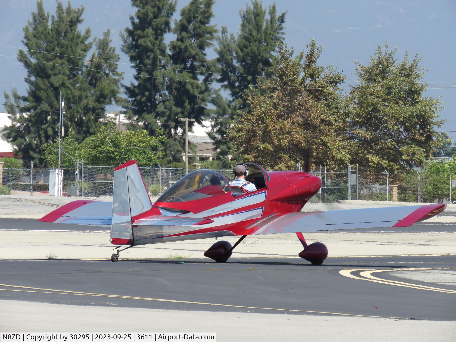 N8ZD, 2006 Vans RV-4 C/N 4446, Taxiing