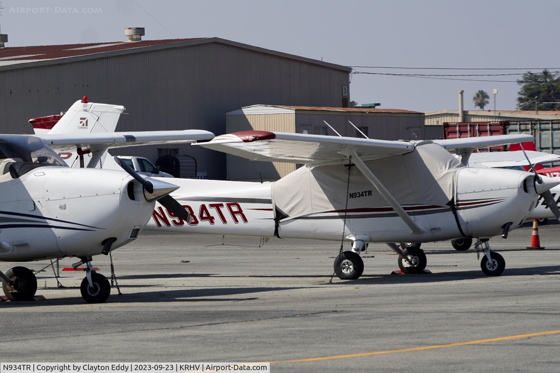 N934TR, 1977 Cessna 172N C/N 17269190, Reid-Hillview Airport California 2023.