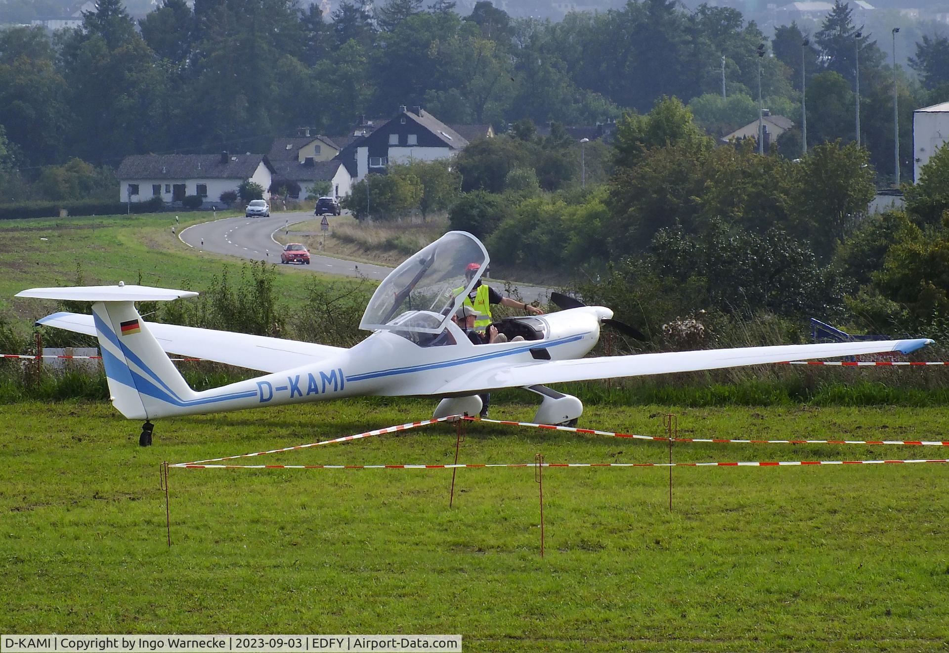 D-KAMI, 1988 Hoffmann H-36 Dimona C/N 36259, Hoffmann H-36 Dimona at the Fly-in und Flugplatzfest (airfield display) at Elz Airfield