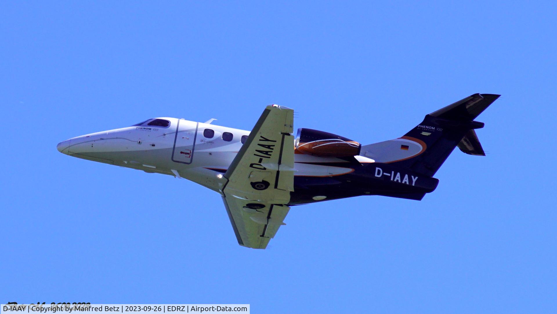 D-IAAY, 2011 Embraer EMB-500 Phenom 100 C/N 50000243, Start runway 03