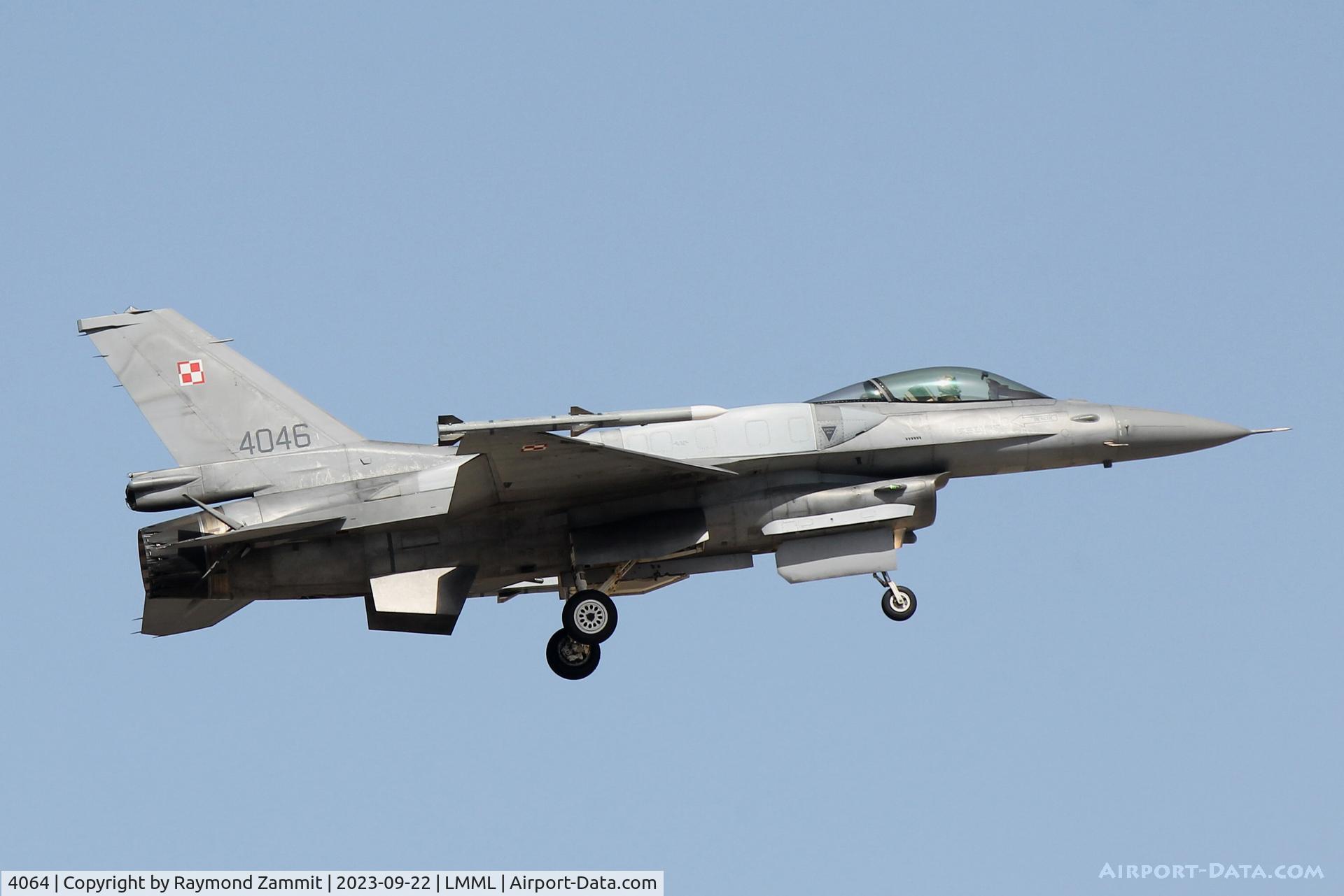 4064, General Dynamics F-16C Fighting Falcon C/N JC-25, General Dynamics F-16C Fighting Falcon 4064 Polish Air Force