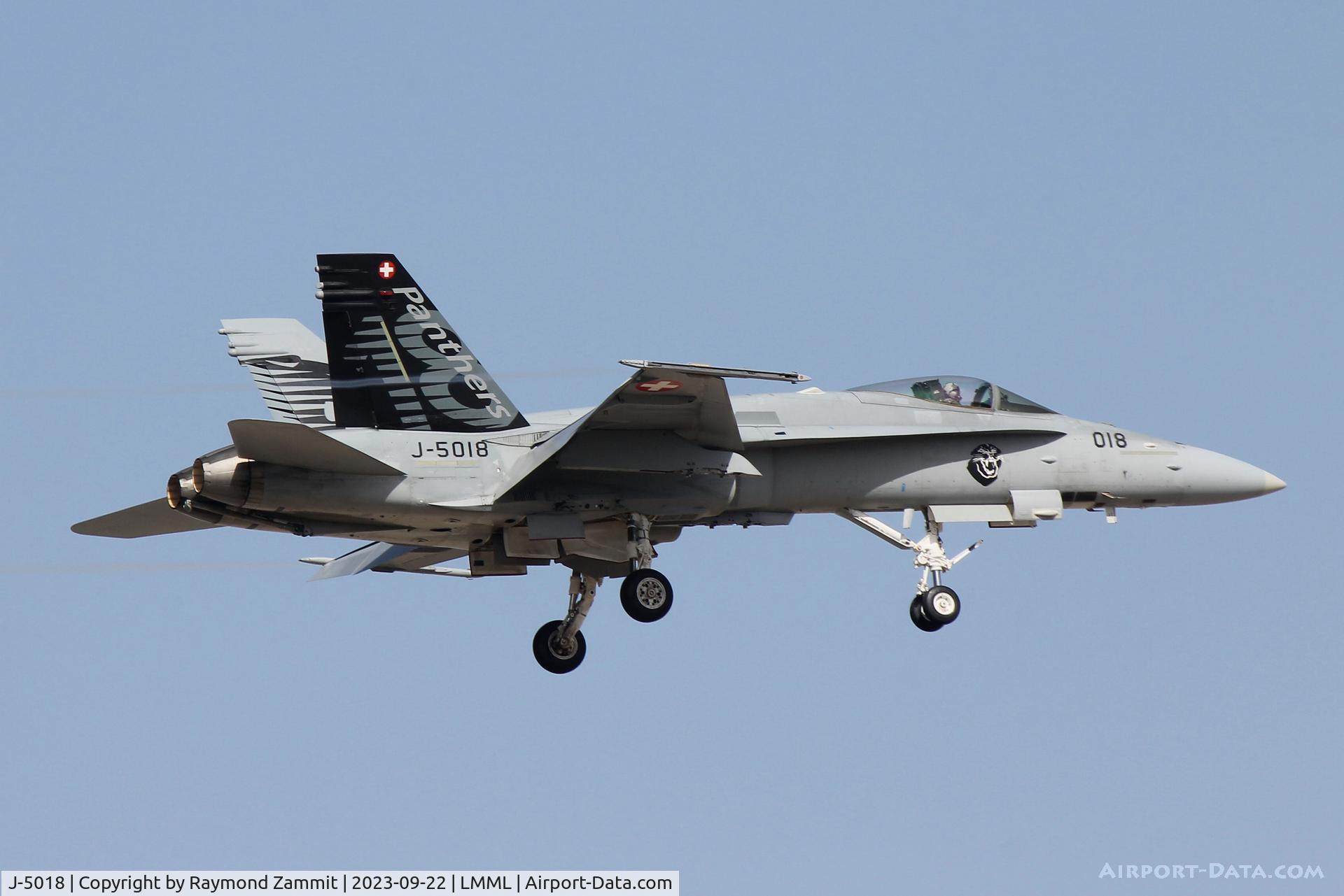 J-5018, 1998 McDonnell Douglas F/A-18C Hornet C/N 1366, McDonnell Douglas F/A-18C Hornet J-5018 Swiss Air Force