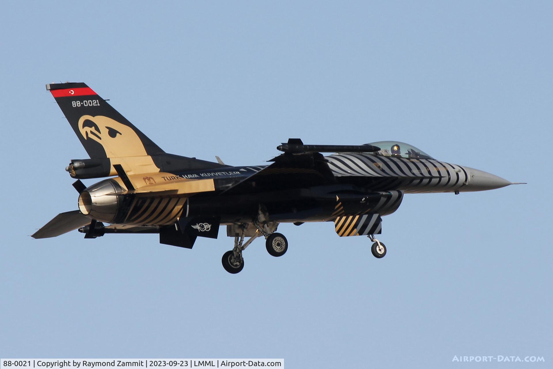 88-0021, TAI (Turkish Aerospace Industries) F-16C Fighting Falcon C/N 4R-23, TAI F-16C 88-0021 Solo Turk Turkish Air Force participated in the Malta International Airshow 2023.