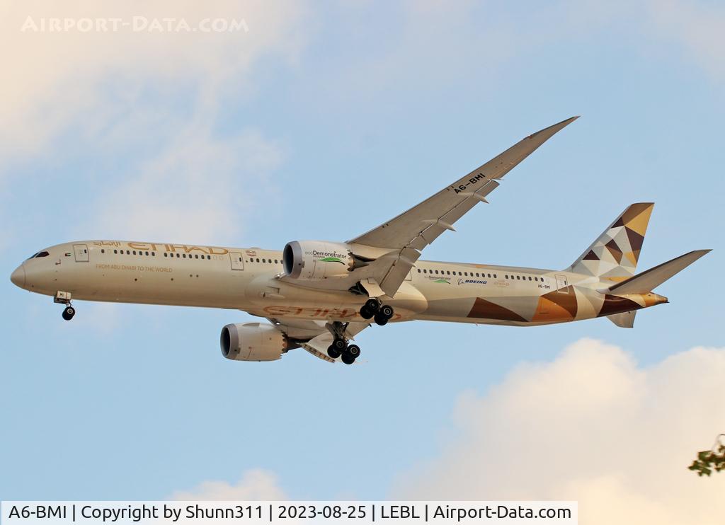A6-BMI, 2020 Boeing 787-10 Dreamliner C/N 60768, Landing rwy 24R