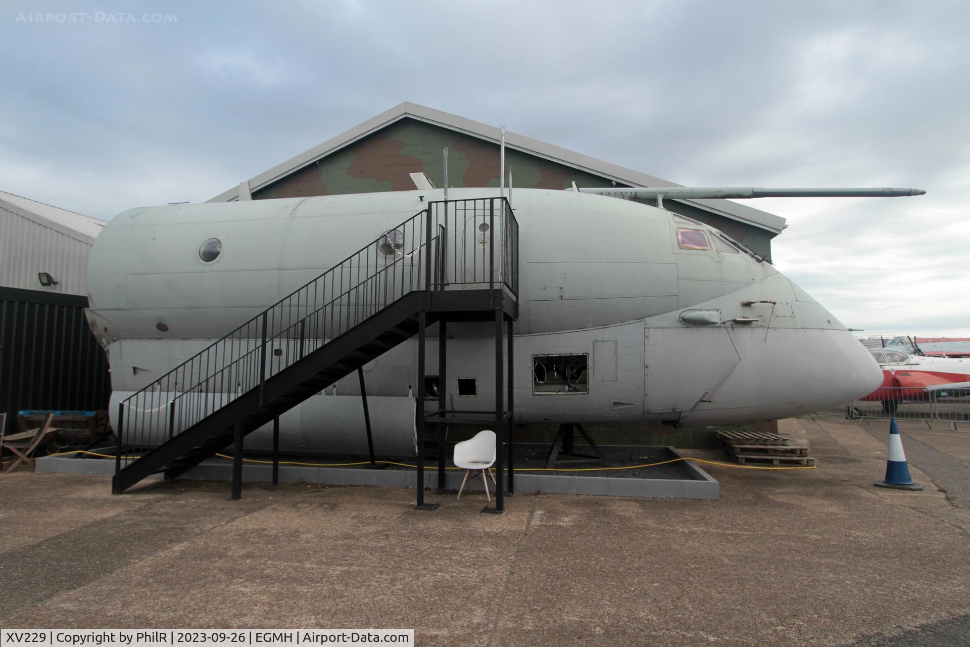 XV229, Hawker Siddeley Nimrod MR.2 C/N 8004, XV229 HS Nimrod MR2 Manston