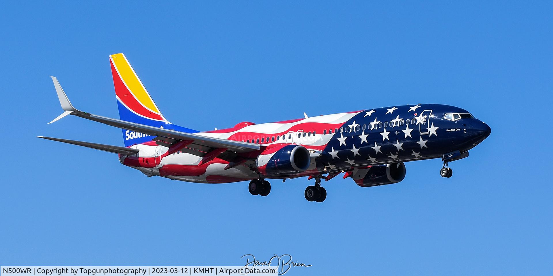 N500WR, 2014 Boeing 737-8H4 C/N 36898, FREEDOM ONE landing at Manchester NH