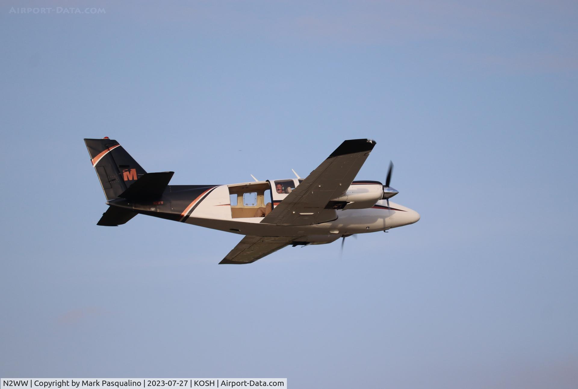 N2WW, 1976 Beech 58 Baron C/N TH-710, Beech 58