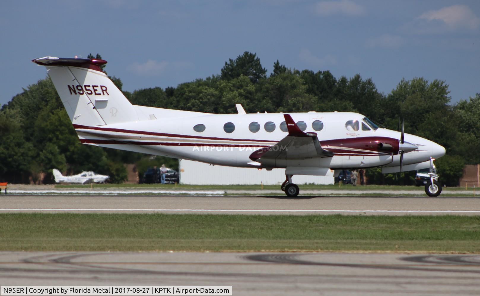 N95ER, 2013 Beech B200GT King Air C/N BY-180, KingAir 250 zx