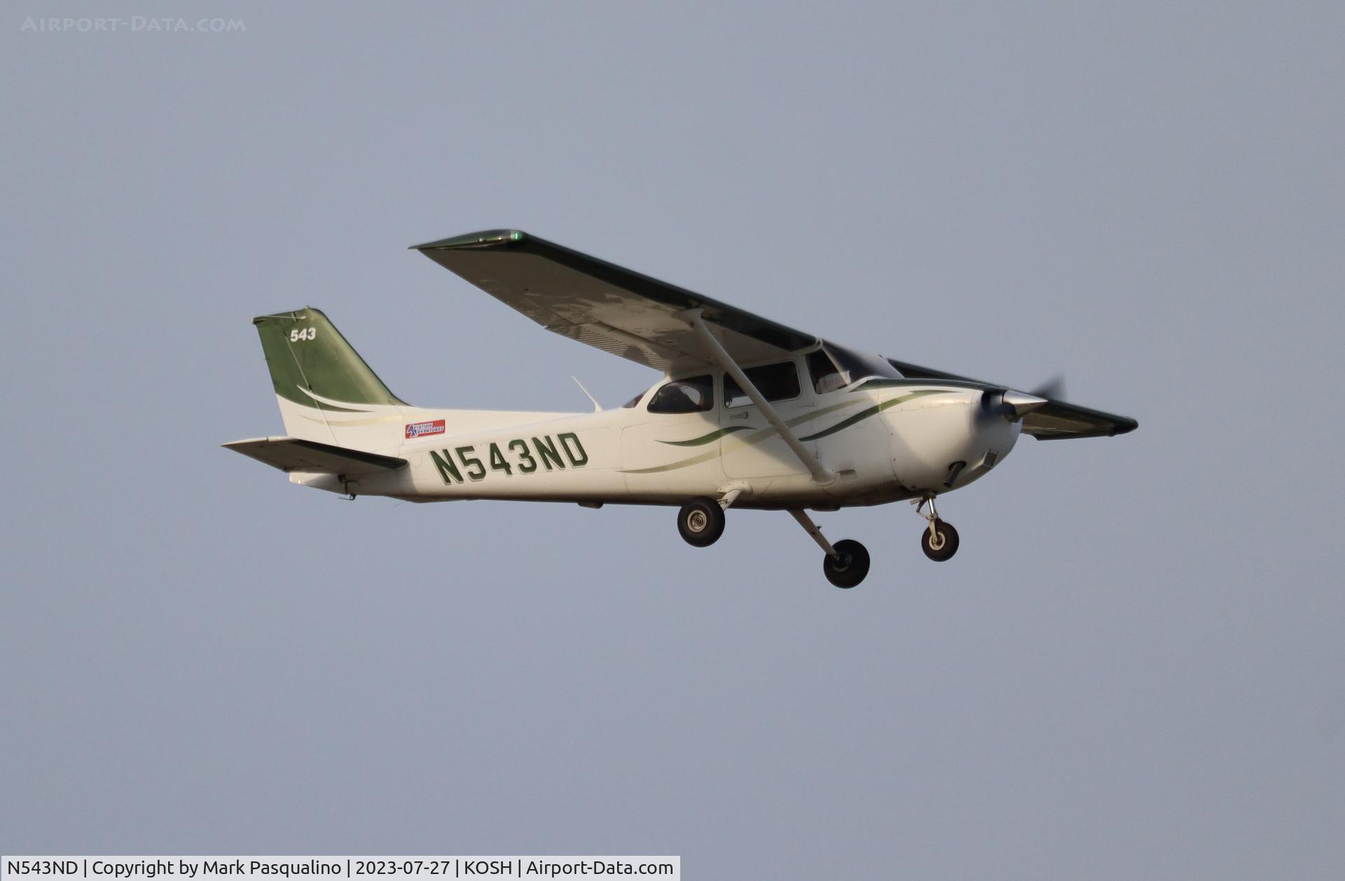N543ND, Cessna 172S C/N 172S10985, Cessna 172S