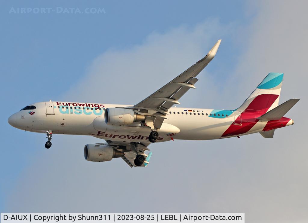 D-AIUX, 2016 Airbus A320-214 C/N 7256, Landing rwy 24R