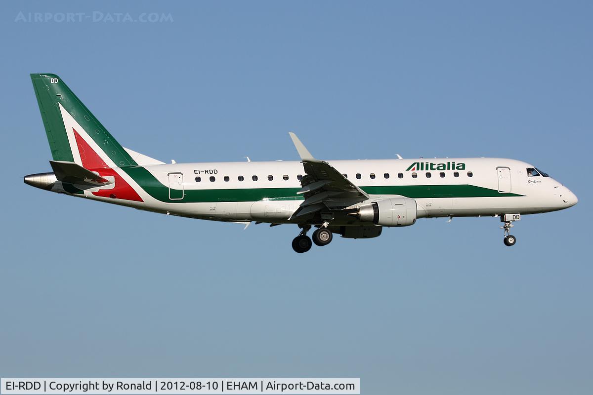EI-RDD, 2013 Embraer 175LR (ERJ-170-200LR) C/N 17000334, at spl