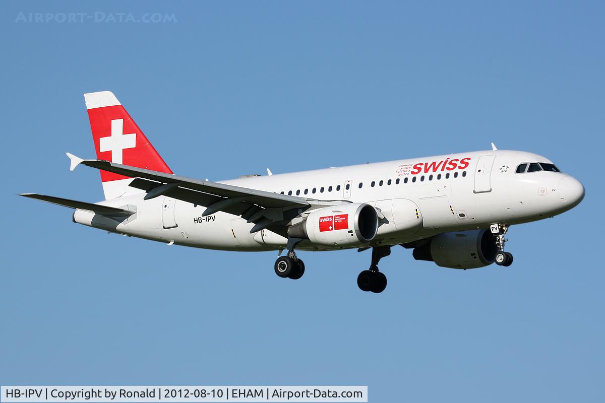 HB-IPV, 1996 Airbus A319-112 C/N 578, at spl