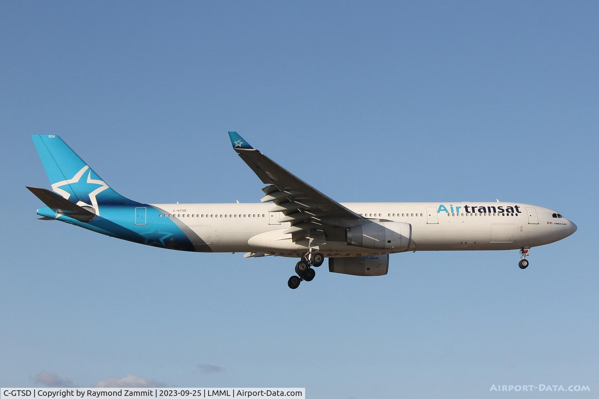 C-GTSD, 2001 Airbus A330-343X C/N 407, A330 C-GTSD Air Transat