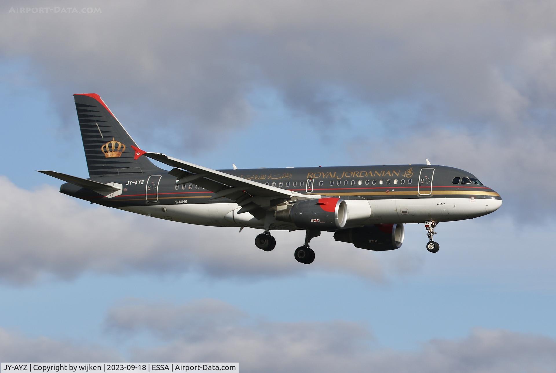JY-AYZ, 2005 Airbus A319-111 C/N 2497, RWY 19L