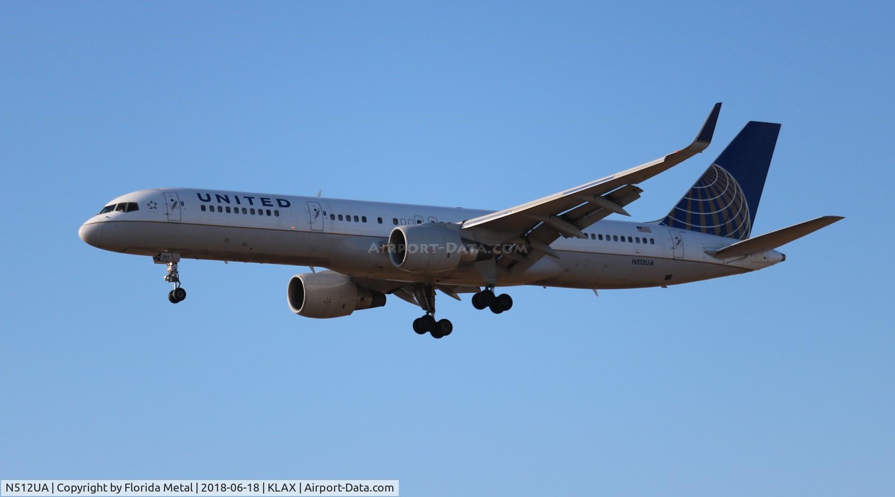 N512UA, 1990 Boeing 757-222 C/N 24809, UAL 752 zx ORD-KLAX