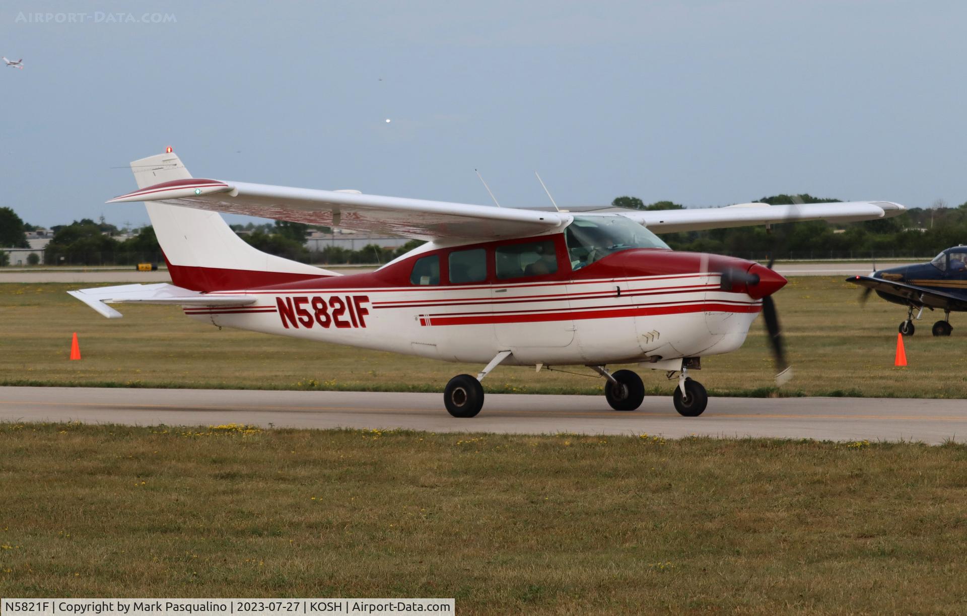 N5821F, 1966 Cessna 210G Centurion C/N 21058821, Cessna 210G