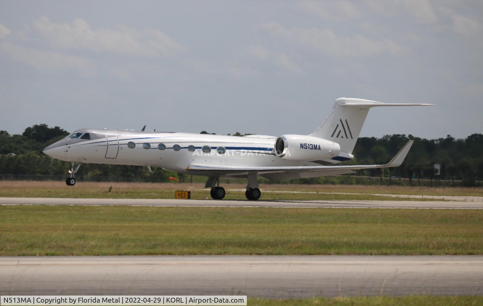 N513MA, 2004 Gulfstream Aerospace GV-SP (G550) C/N 5019, G550 zx