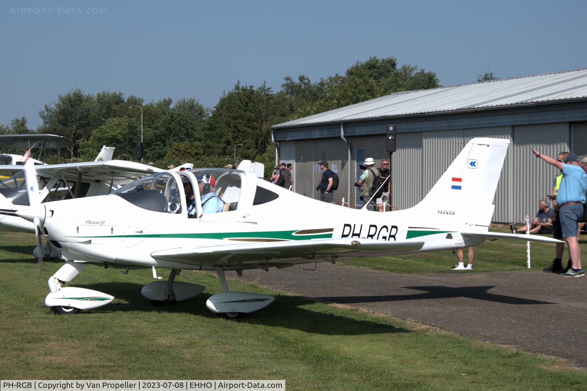 PH-RGB, Tecnam P2002 JF Sierra C/N 325, Tecnam P2002 JF Sierra at Hoogeveen airfield, the Netherlands