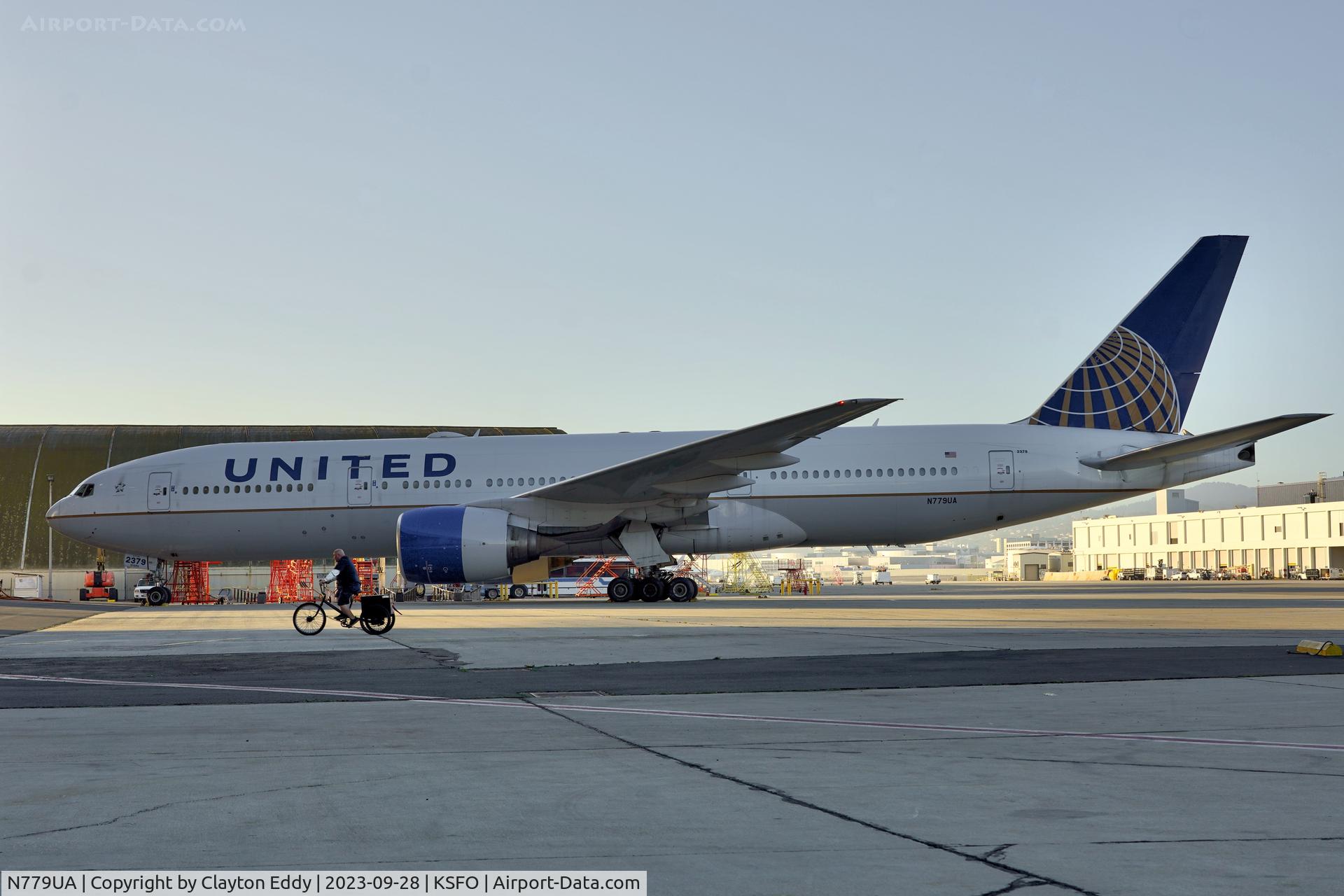 N779UA, 1996 Boeing 777-222 C/N 26941, SFO 2023.