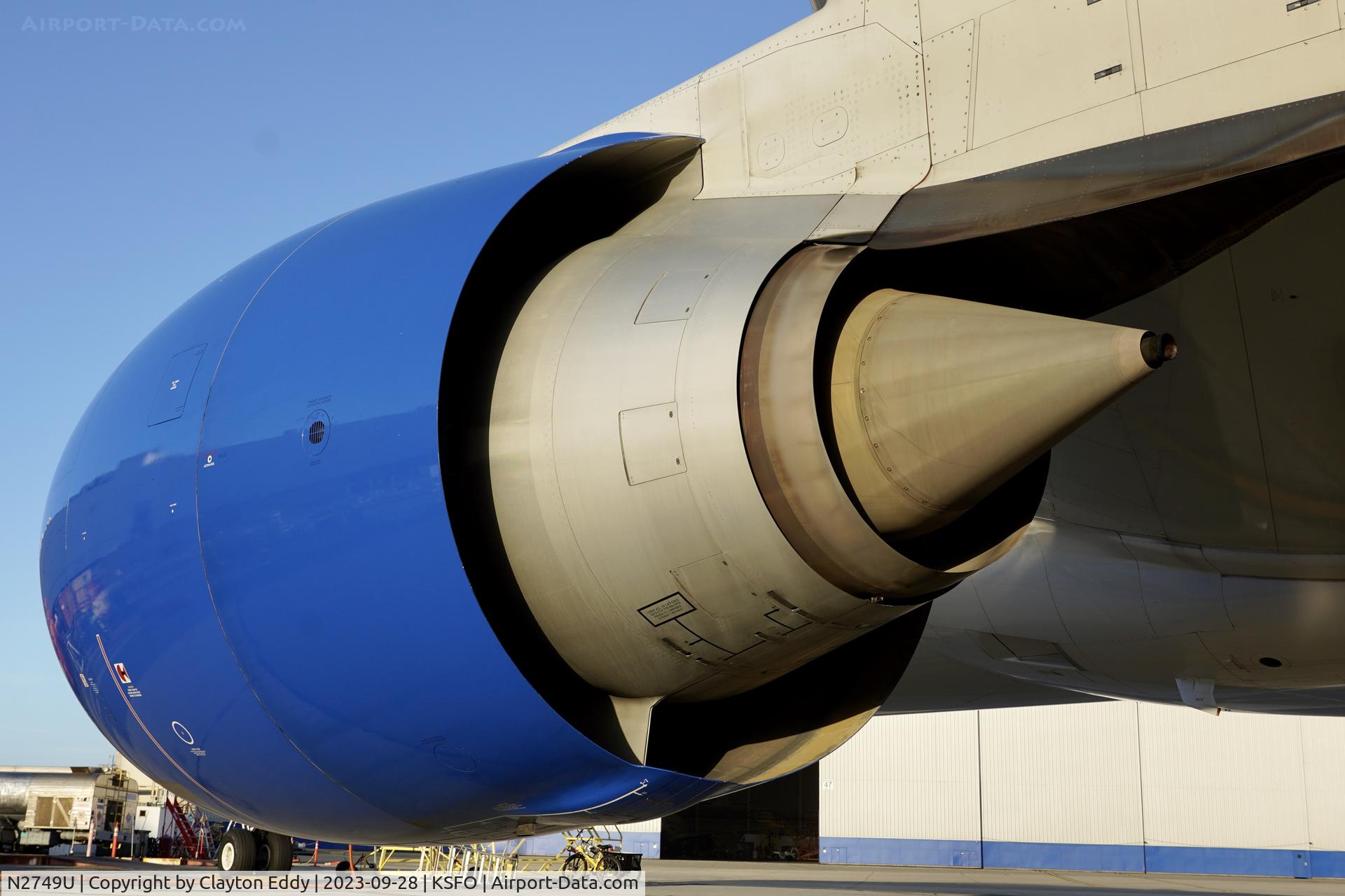N2749U, 2019 Boeing 777-300/ER C/N 66589, GE90-115B engine. SFO 2023.