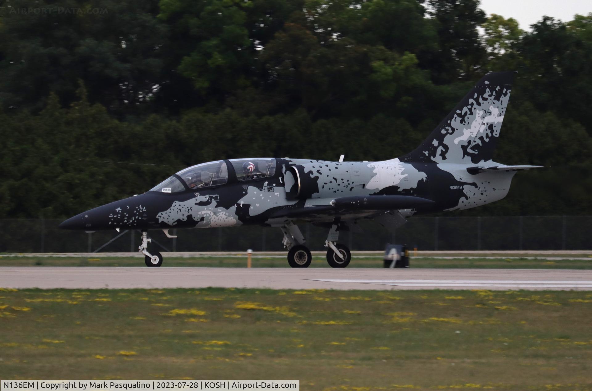 N136EM, 1984 Aero L-39C Albatros C/N 432917, Aero L-39C