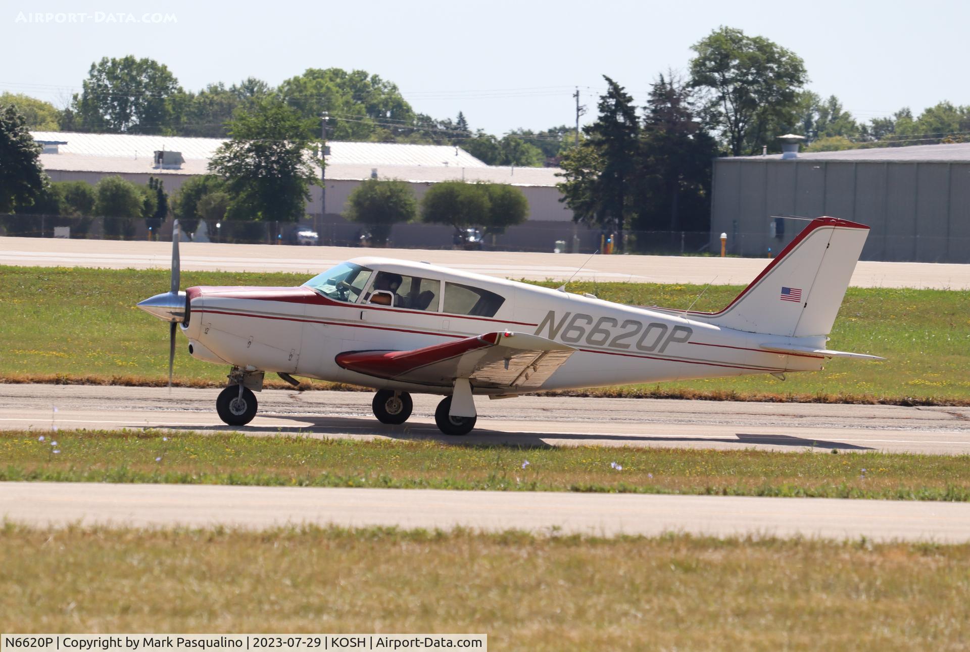 N6620P, 1960 Piper PA-24-180 Comanche C/N 24-1741, Piper PA-24-180