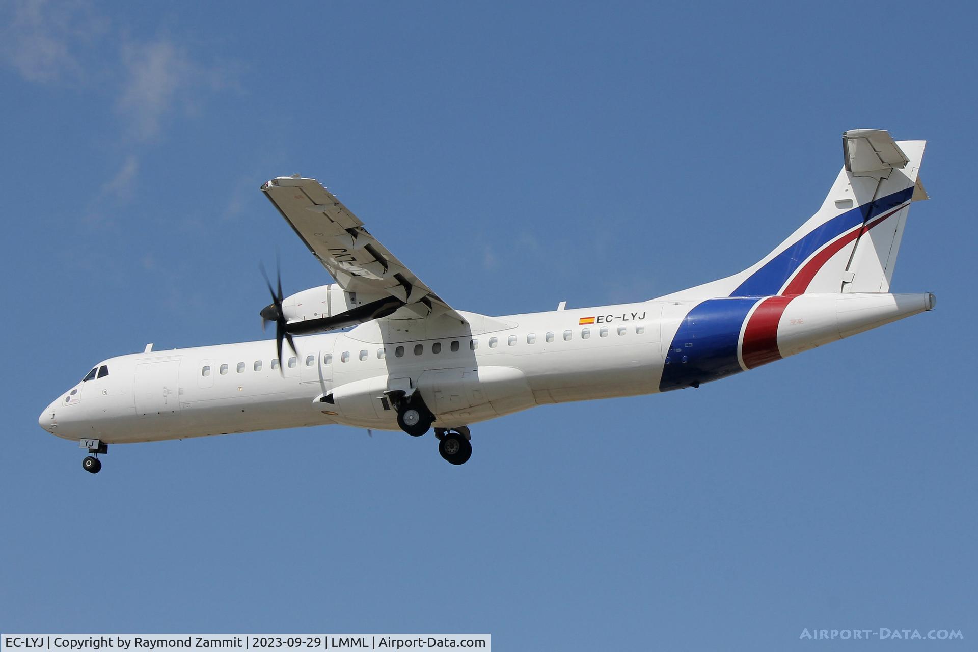 EC-LYJ, 1995 ATR 72-212A C/N 468, ATR-72 EC-LYJ Swift Air