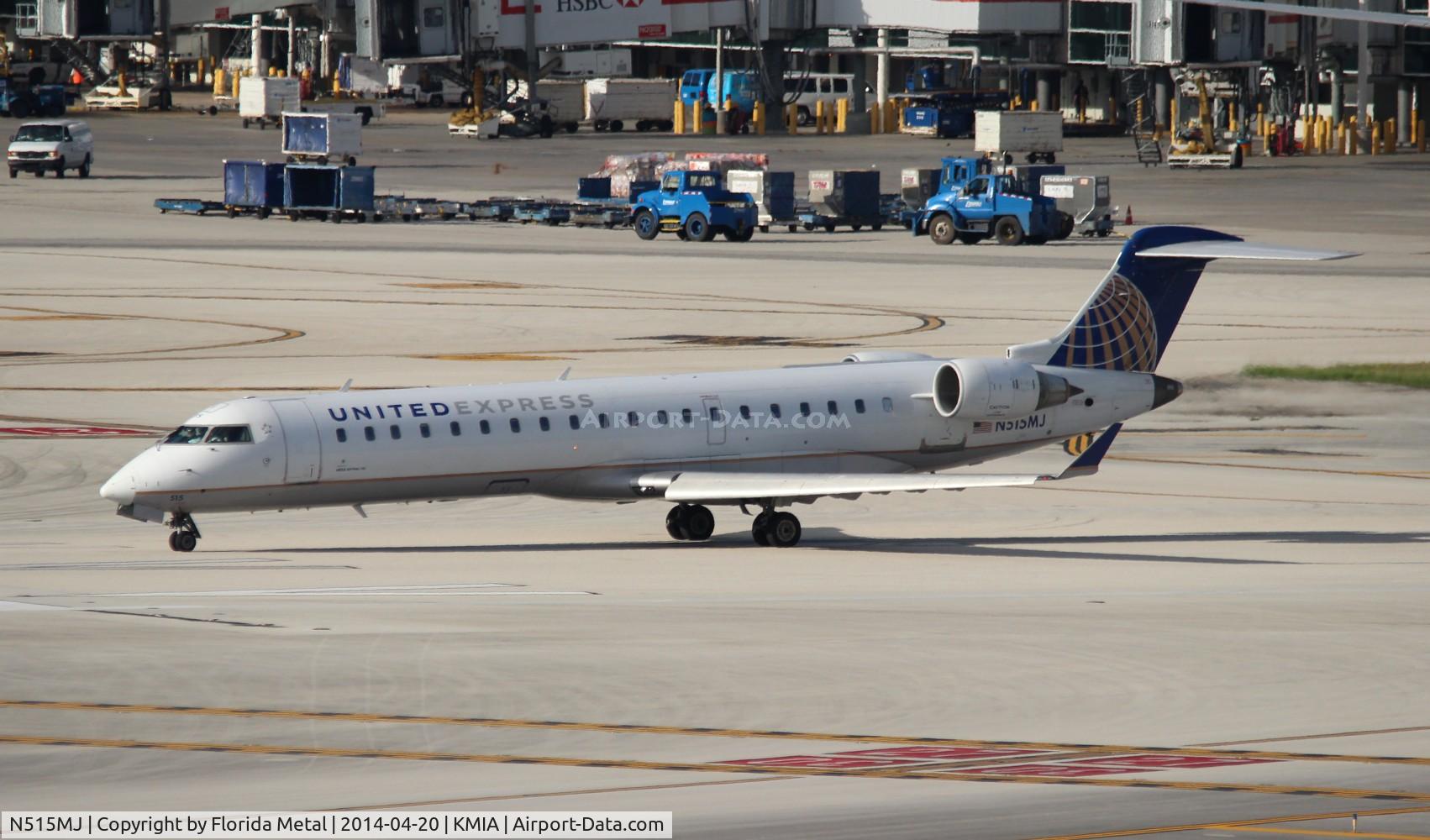 N515MJ, 2003 Bombardier CRJ-700 (CL-600-2C10) Regional Jet C/N 10117, ASH/UE CRJ7 zx
