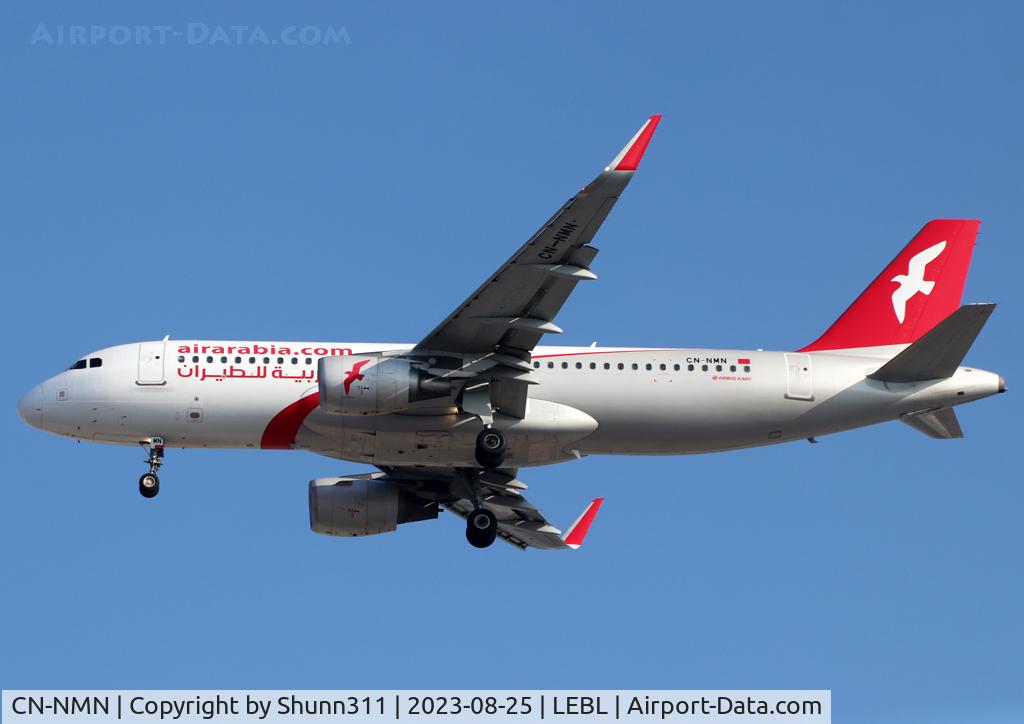 CN-NMN, 2014 Airbus A320-214 C/N 6365, Landing rwy 24R... old c/s