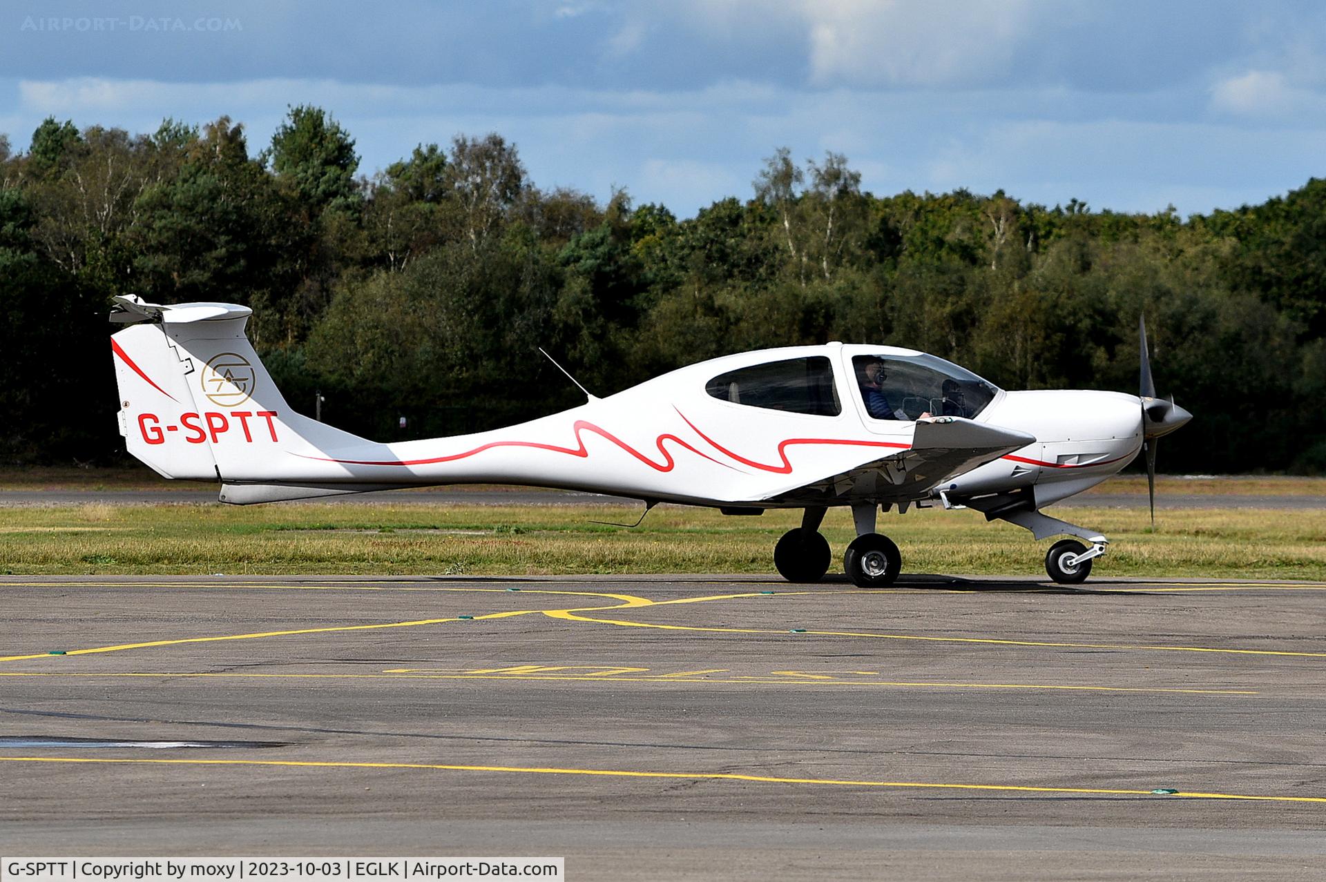 G-SPTT, 2006 Diamond DA-40D Diamond Star C/N D4.249, Diamond DA-40D at Blackbushe.