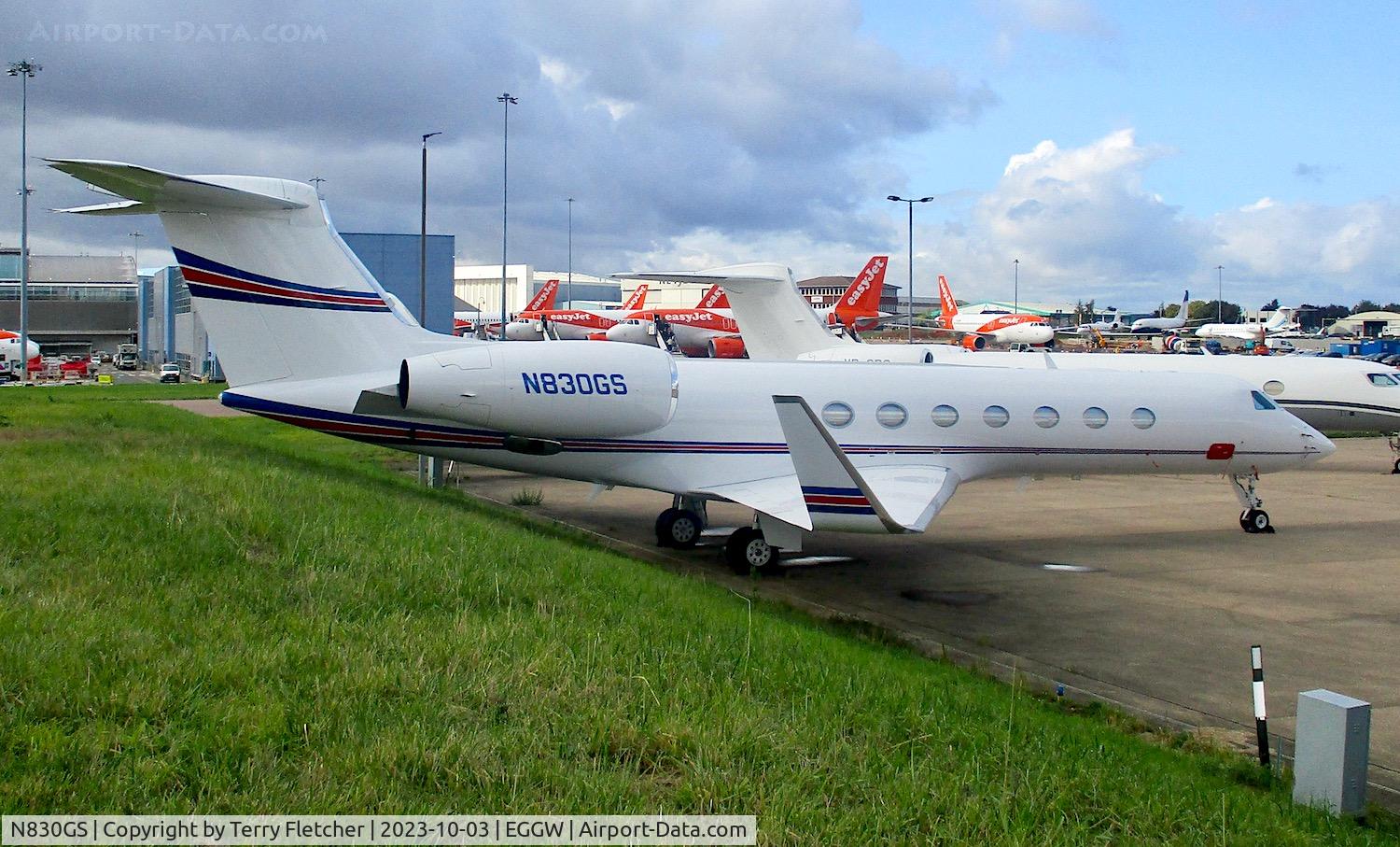 N830GS, 2009 Gulfstream Aerospace GV-SP (G550) C/N 5237, At Luton Airport