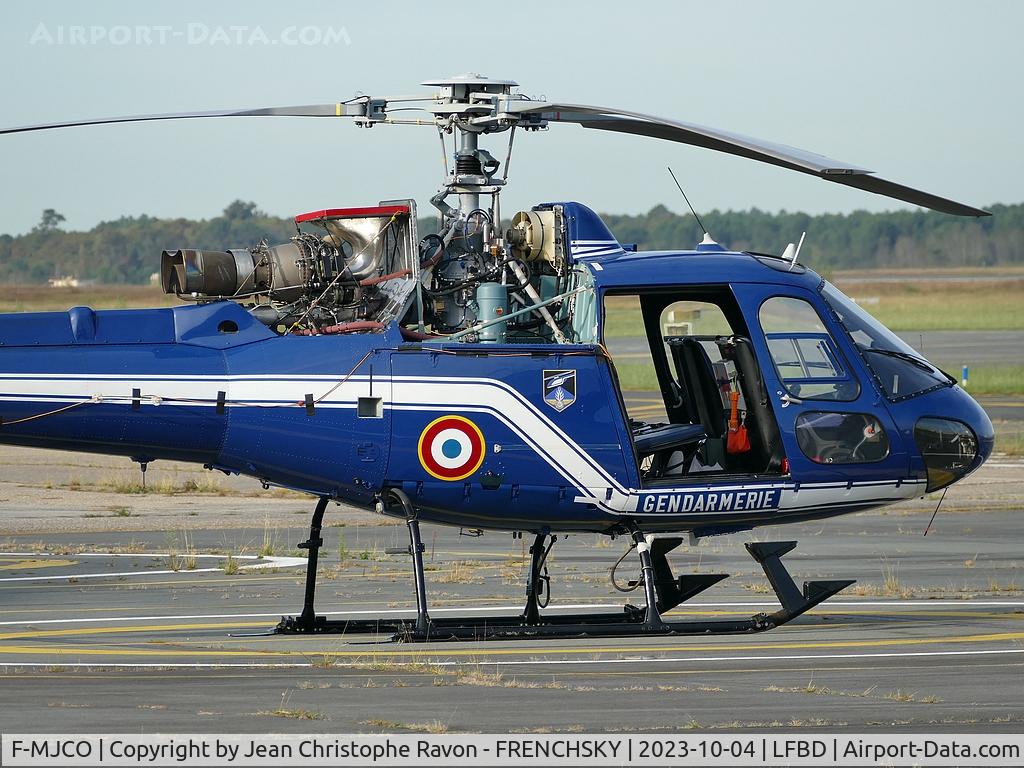 F-MJCO, 1997 Aerospatiale AS-350B Ecureuil C/N 1917, France Gendarmerie