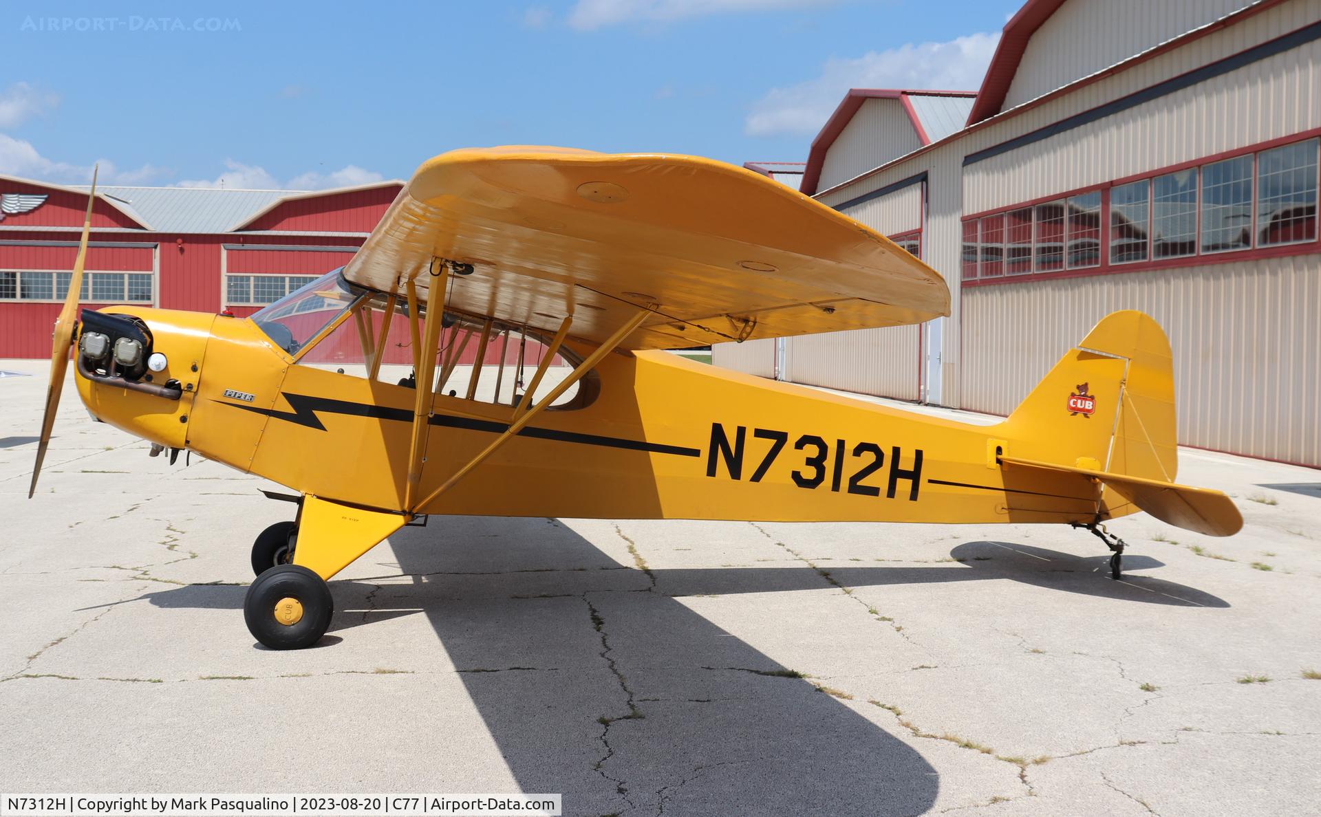 N7312H, 1946 Piper J3C-65 Cub C/N 20570, Piper J3C-65