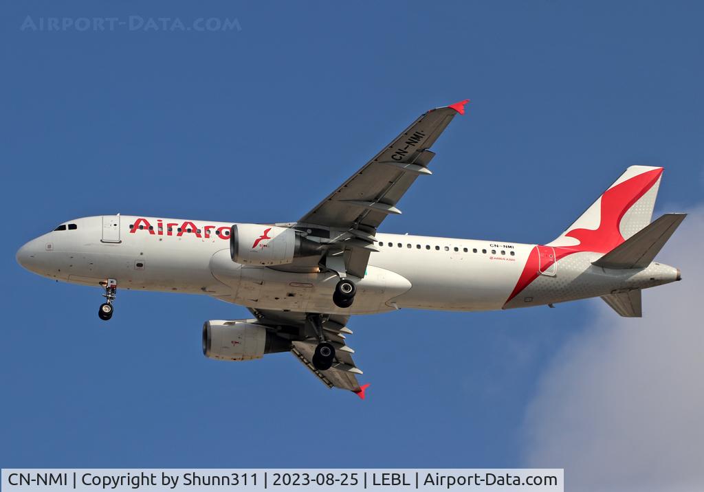 CN-NMI, 2012 Airbus A320-214 C/N 5206, Landing rwy 24R in new c/s