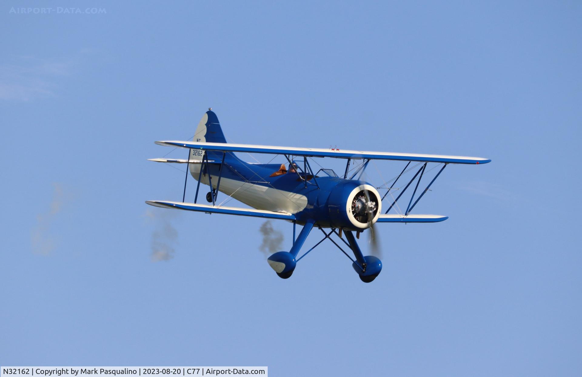 N32162, 1942 Waco UPF-7 C/N 5794, Waco UPF-7