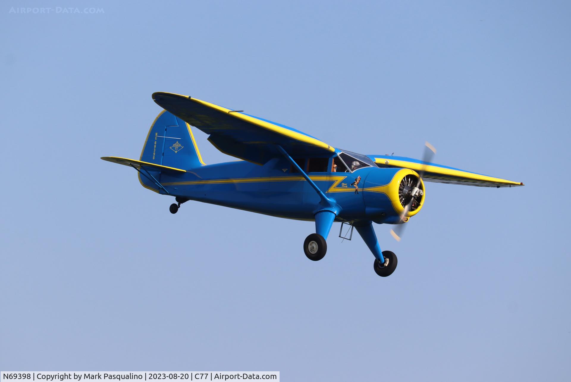 N69398, 1944 Stinson V77 Reliant C/N 77-293, Stinson V77